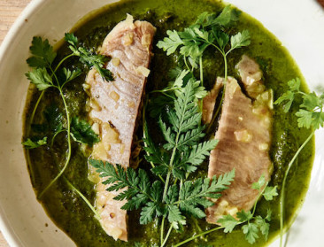 Gekweekte omegabaars in't groen in plaats van paling?