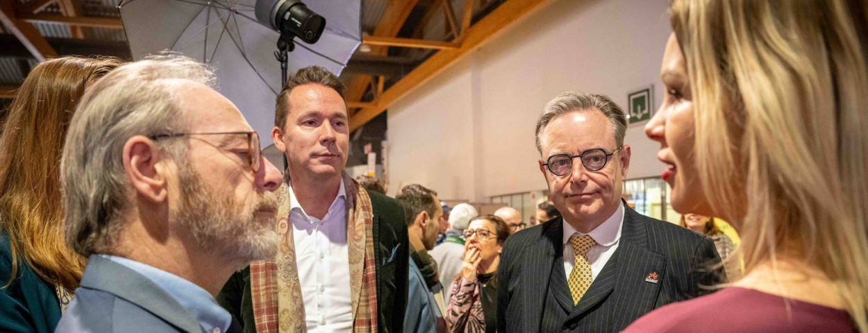 De wever en Brouns op fedagrim