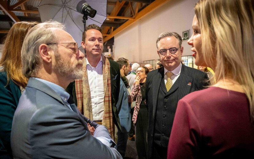 Agribex van start zonder dieren, maar met lovende woorden van premier De Wever