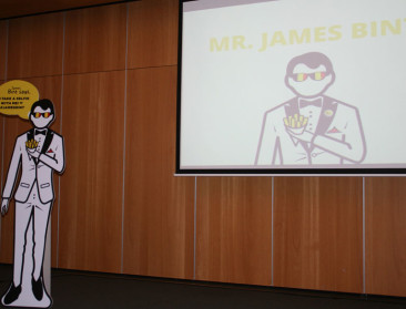 James Bint is stoere ambassadeur van Belgische friet