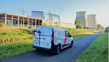 Innovatief camerasysteem detecteert invasieve planten langs Vlaamse waterwegen