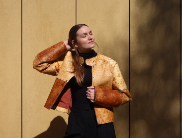 Schimmels van landbouwresten pronken op designbeurs in Milaan