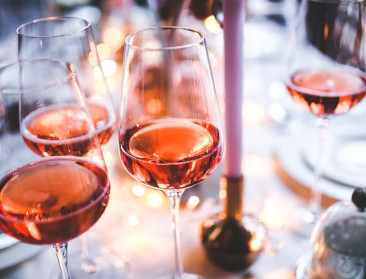 Miljoenen flessen Spaanse rosé verkocht als Franse wijn