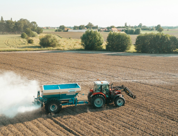 Tractorverkoop in de buurlanden in het slop, België toont veerkracht