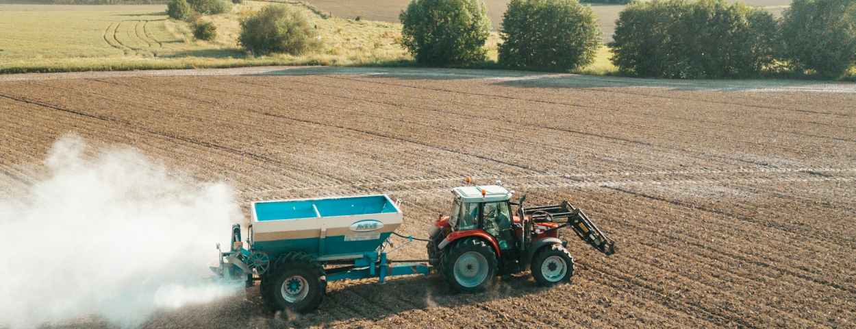 tractor_unsplash