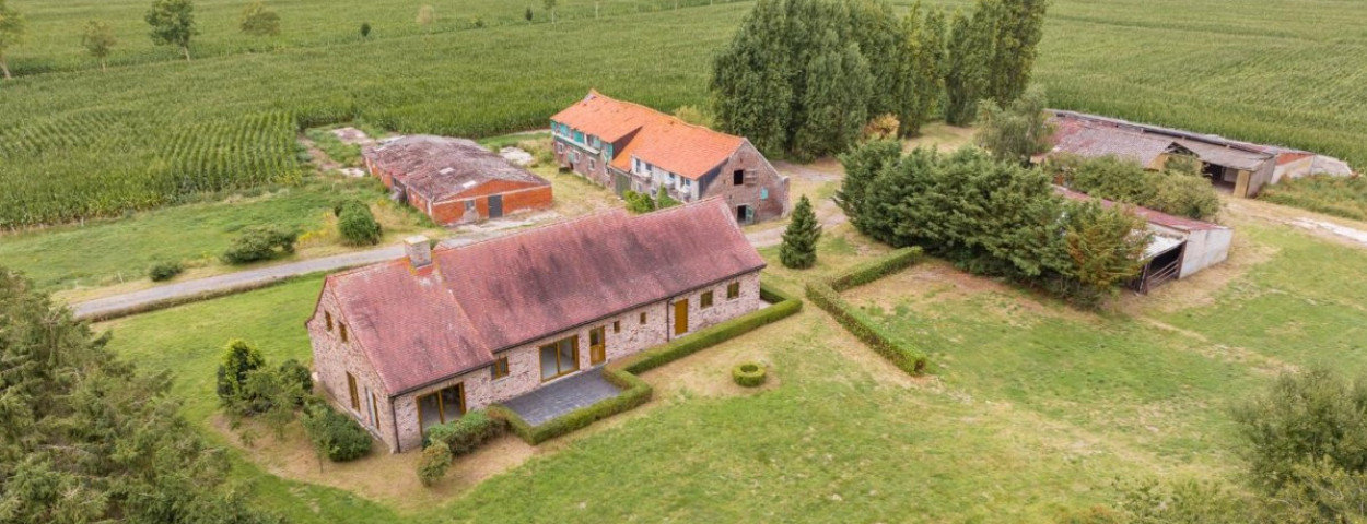 hoeve zonevreemd wonen_Vastgoed Vanhove