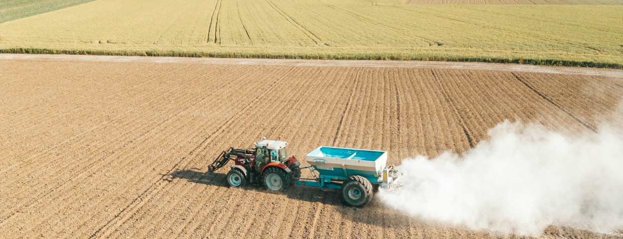 tractor droogte akkerbouw_ unsplash