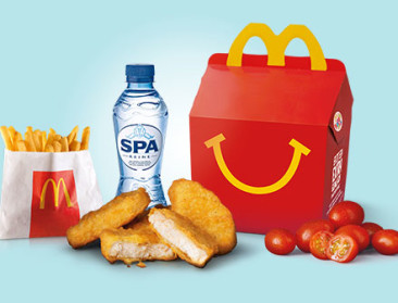 Voedingssector legt kinderreclame verder aan banden