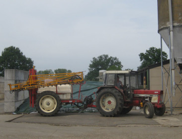Uurkost beperkt omdat boer zijn tractor 40 jaar inzet