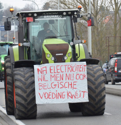 tractorprotest slogan 16