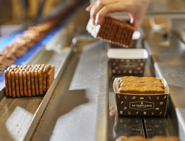 Vlaamse speculaasproducent teert op spaargeld om gestegen kosten te stutten