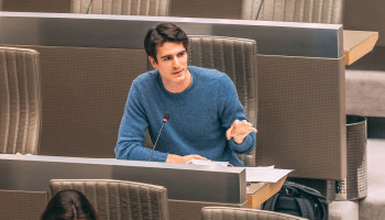 Vooruit wil uitleg in parlement over verband tussen stikstof en hooikoorts