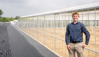Tegen de stroom in: De Nijs investeert in toekomst sierteelt