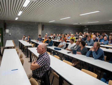 Emoties lopen hoog op tijdens informatieavond over toekomst landbouw na stikstofdecreet