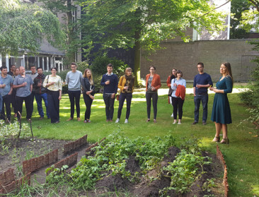 UA leert over stadslandbouw via historische moestuin