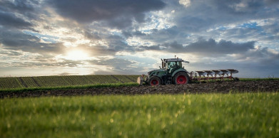 Commissie tikt Vlaanderen op de vingers voor strategisch landbouwplan