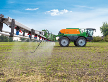 Milieubewegingen dagen Vlaamse regering voor rechter vanwege pesticidenbeleid