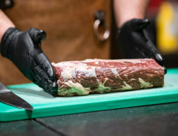 Stijgende vleesprijzen jagen inflatie opnieuw boven twee procent