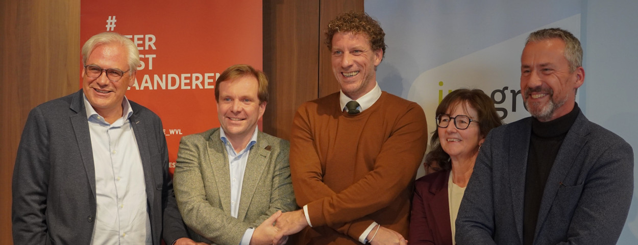 Ondertekening water-01-web