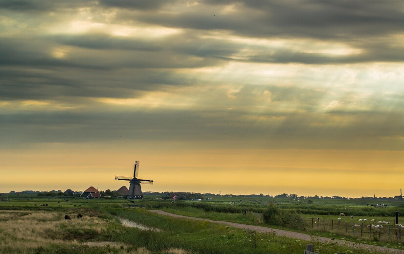 Nederlandse landbouwgrondprijzen overtreffen kaap van 100.000 euro