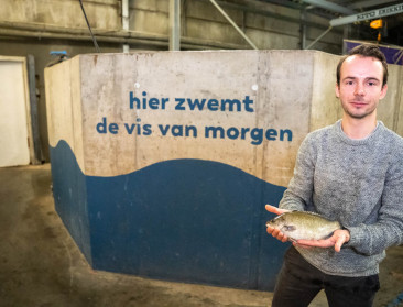 Landgebonden viskwekerij werkt samen met serrebedrijf en staat voor forse uitbreiding