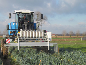 Automatische proefveldspuit is nu al onmisbaar op PCG