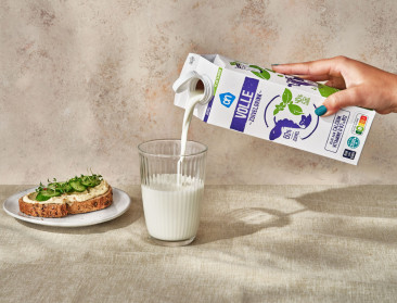 Albert Heijn en Lidl investeren in hybridevoeding: Deels plantaardig, deels dierlijk