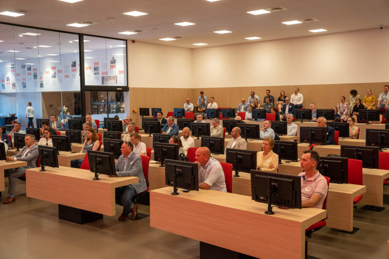 Nieuwe veilzaal BelOrta