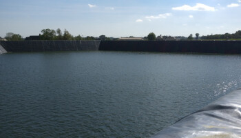 Nieuwe landbouwcoöperatie bouwt 80.000 m³ reservoir voor circulair watergebruik