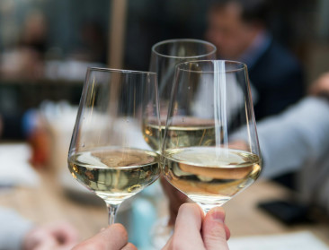 Forever chemical niet enkel in drinkwater maar ook in wijn