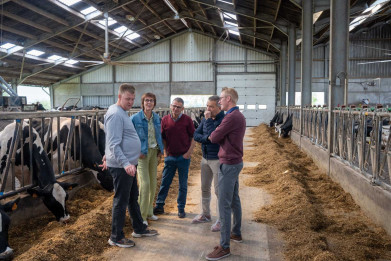 Boerenbond bezoekt bedrijf met Blauwtong