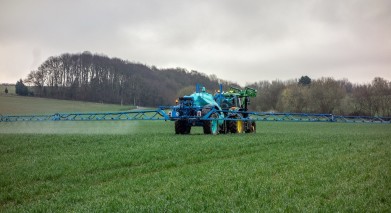 “België exporteert pesticide die hier sinds drie jaar verboden is”