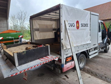 Mosterdgasbom schrikt landbouwer uit Langemark op