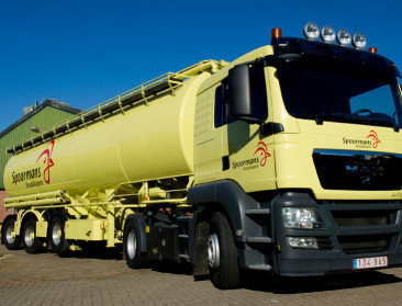 Spoormans stoot verkoop van eendagskuikens af