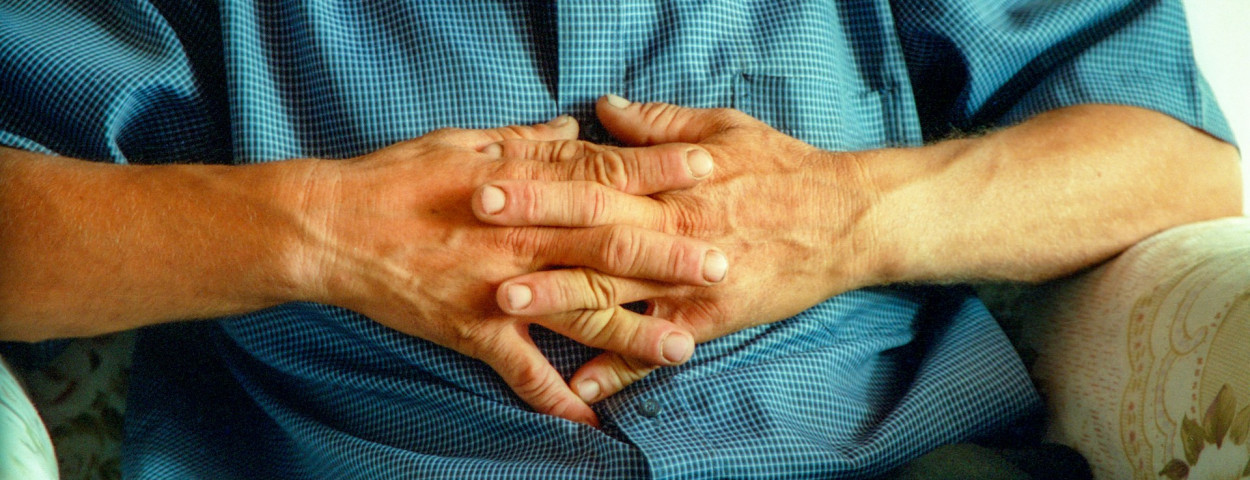 oude hand parkinson ouderdom unsplash (2)