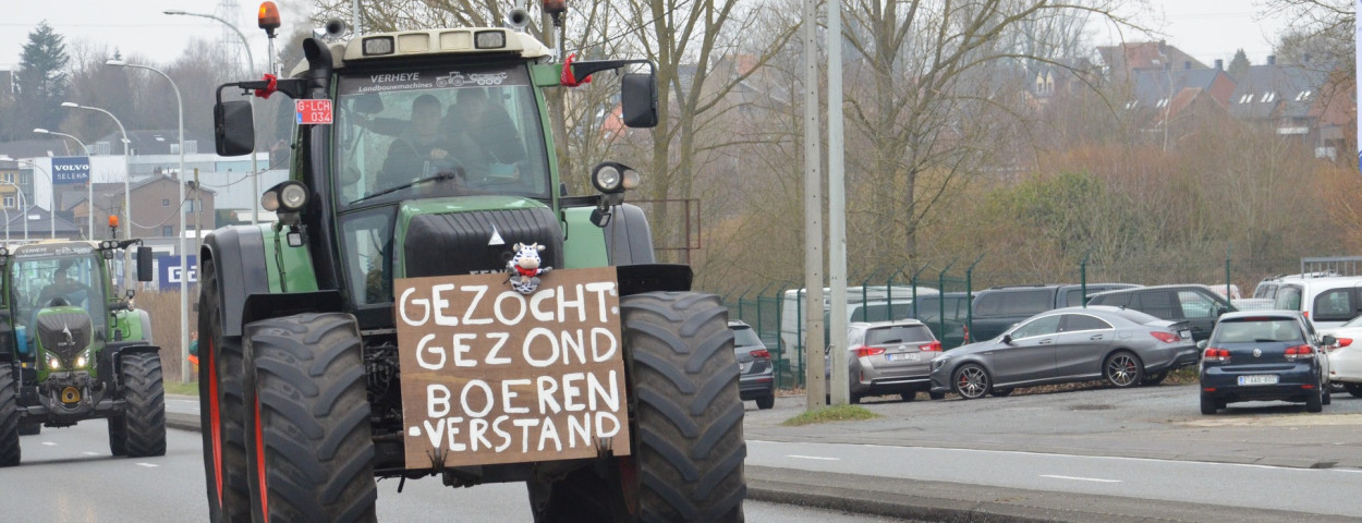 tractorprotest slogan 18