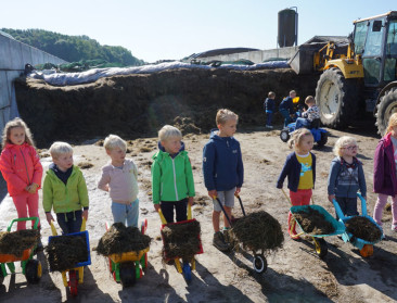 Zondag gooien land- en tuinbouwbedrijven de deuren open