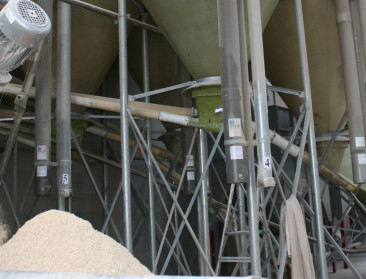 Mengvoedersector breidt controles op pesticides uit