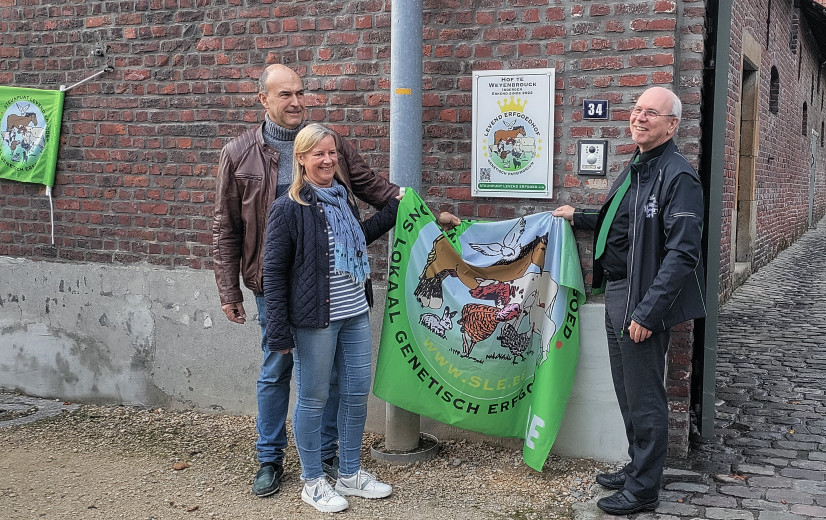 Eerste Oost-Vlaams “Levend Erfgoedhof” ingehuldigd