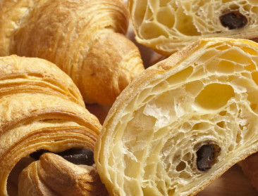 Bakkers rekenen duurdere boter door aan consument