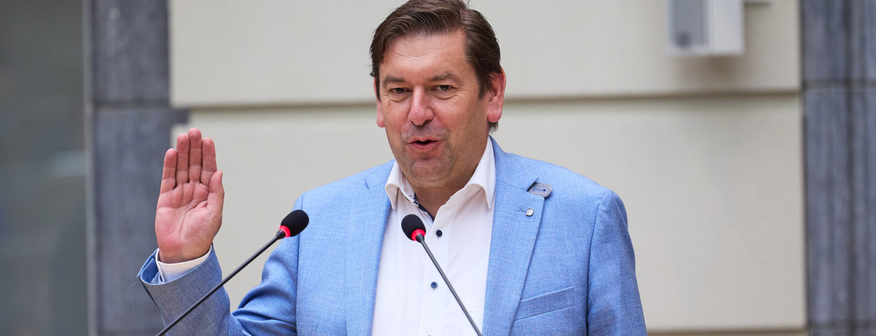 bartdochyparlement24