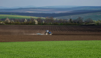 Brouns: “Genuanceerd landbouwdebat noodzakelijk, meldpunt agribashing niet”