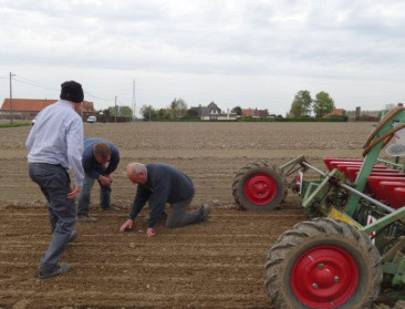 Adviseurs meer op het voorplan op de boerderij