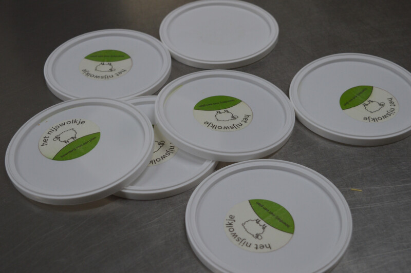 etiketten nijswolkje