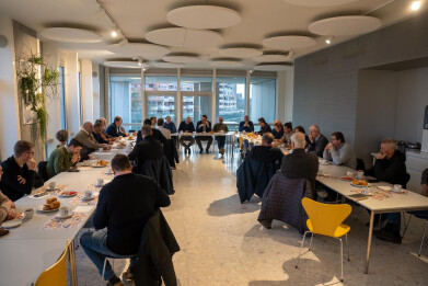 Deinze_prijzencommissie_gemeentehuis