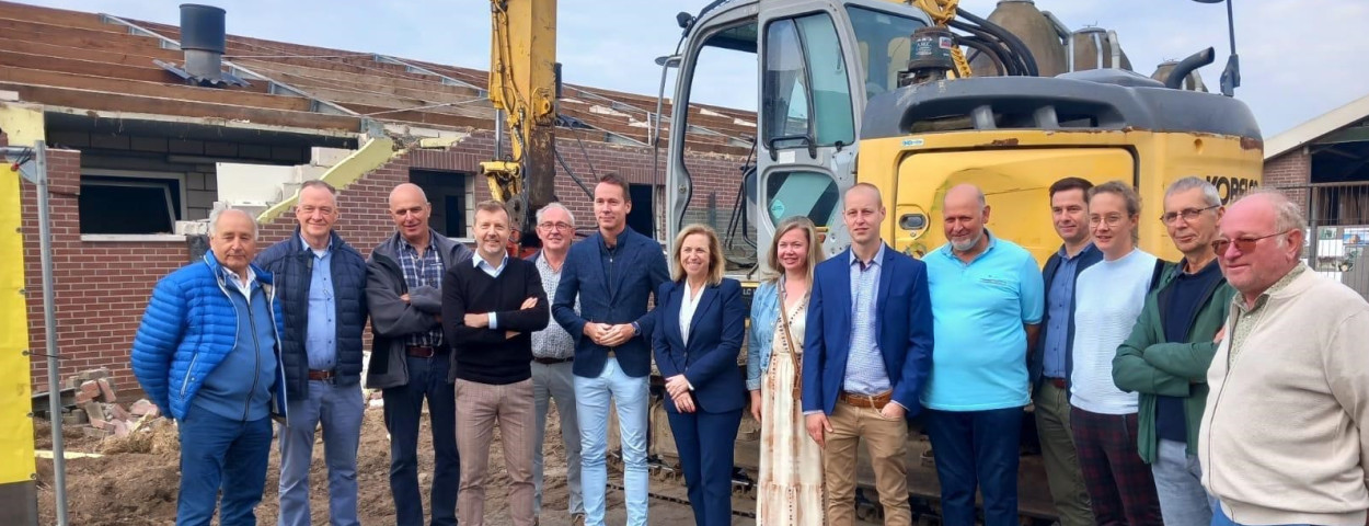 Afbraak zeugenstal PVL Bocholt_provincie Limburg