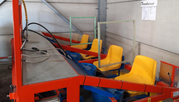 #CoronaCreativiteit: Plexiglas op de kolenplantmachine