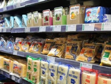 Britse regering wil akkoord met supermarkten over prijsbeperking op basisproducten