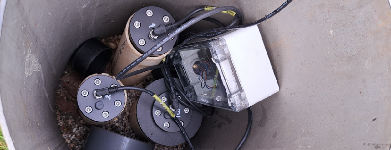 Binnekant meetput met logger