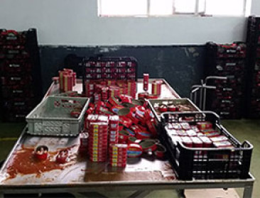 Voor 230 miljoen euro namaakvoedsel in beslag genomen